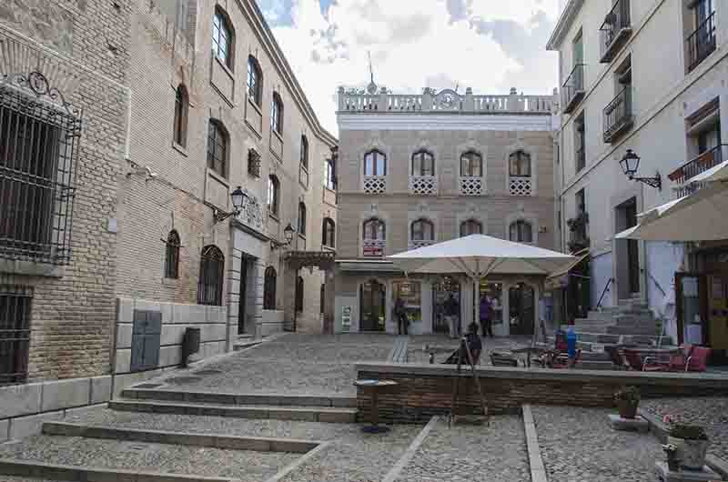 Toledo 011 - plaza del Consistorio.jpg